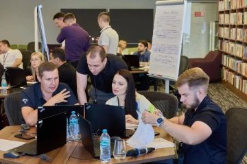 Повышаем цифровую грамотность: сотрудники Минимущества прошли обучение в СберУниверситете