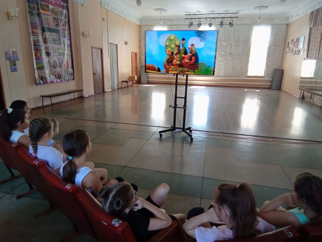 В учреждениях культуры Снежного прошли мероприятия для детей и молодежи В учреждениях культуры Снежного прошли мероприятия для детей и молодежи