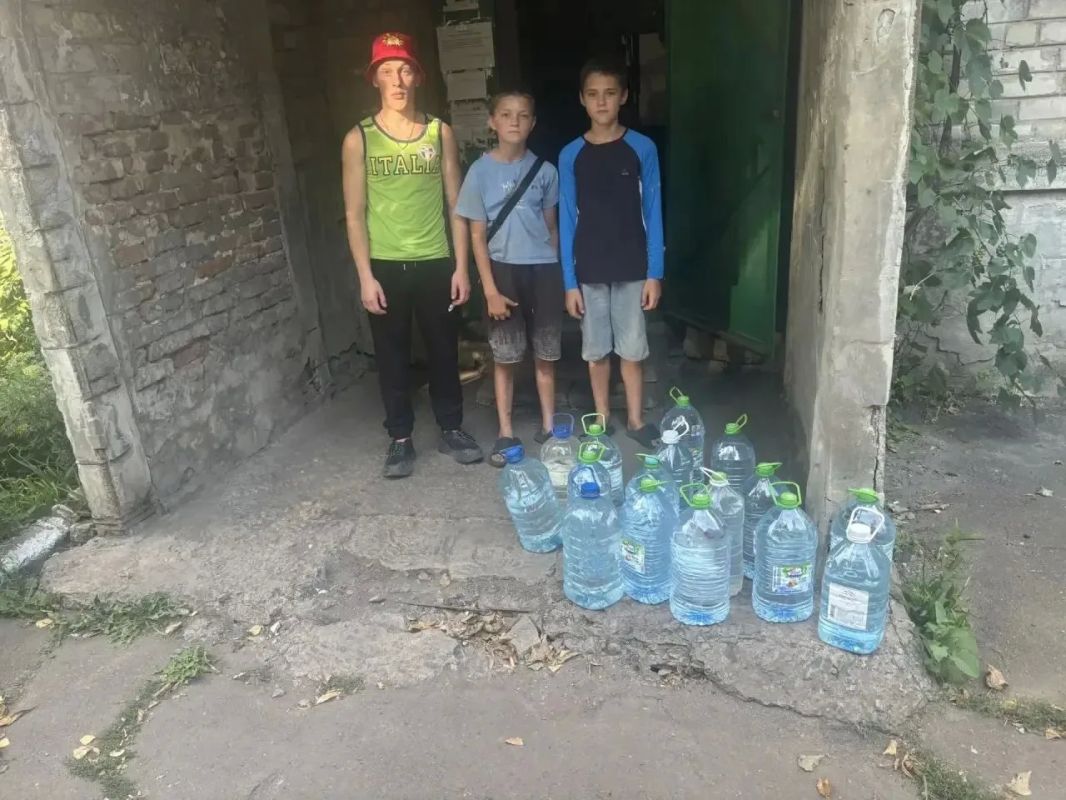 День добрых дел в Иловайске: Молодежь помогает нуждающимся День добрых дел в Иловайске: Молодежь помогает нуждающимся