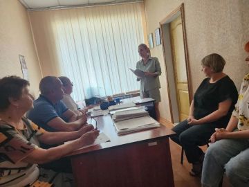 В ГБУ ДНР «Центральная районная больница Тельмановского района» состоялась рабочая встреча депутата Тельмановского муниципального совета Юлии Линник с коллективом учреждения