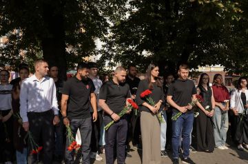 «Мы рядом»: В Донецке почтили память жертв атаки БПЛА на Татарстан