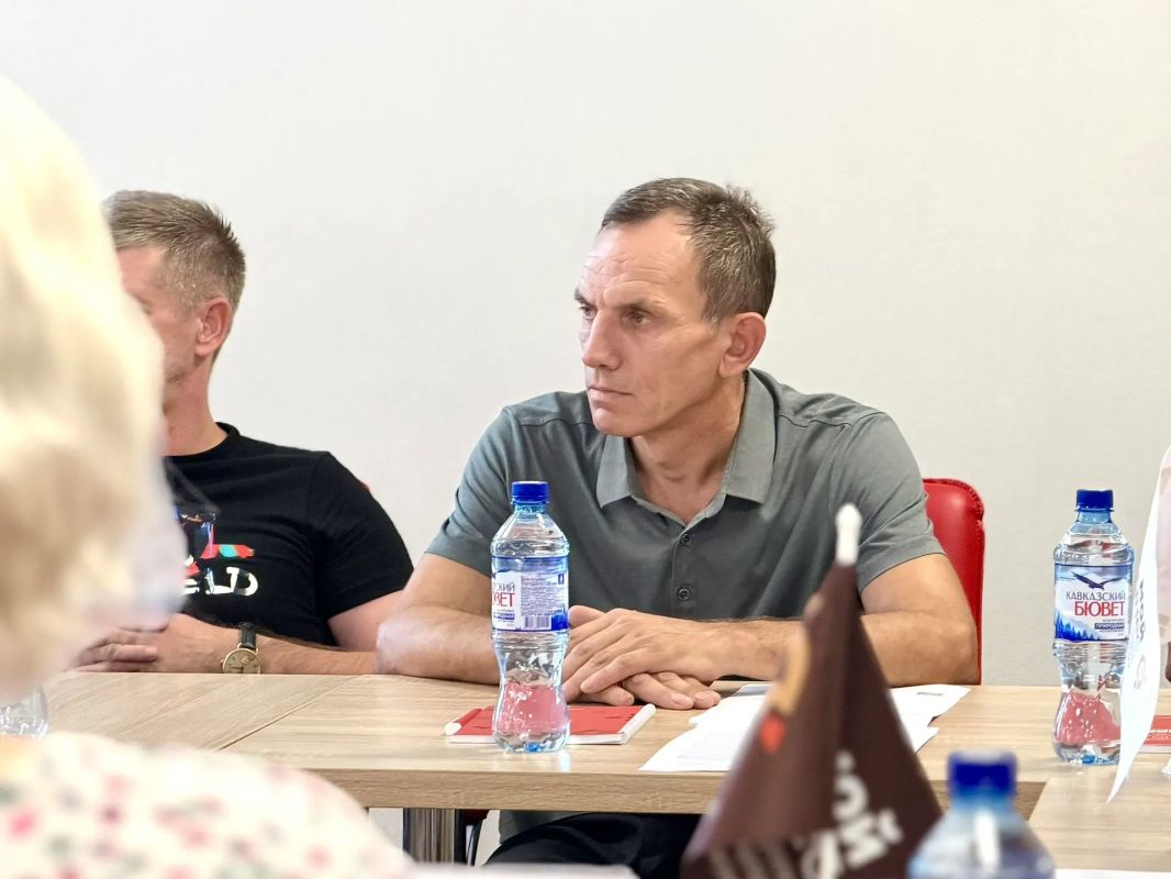 Сегодня наша задача - сделать всё возможное, чтобы после возвращения домой участники СВО имели возможность начать новую жизнь: открыть своё дело, получить профессию, реализовать свою идею, обеспечить семью Сегодня наша задача - сделать всё возможное, чтобы после возвращения домой участники СВО имели возможность начать новую жизнь: открыть своё дело, получить профессию, реализовать свою идею, обеспечить семью