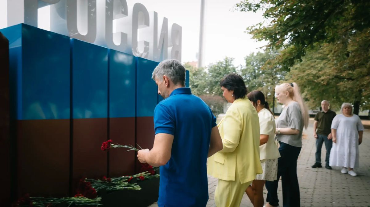 Светлая память погибшим. Донбасс скорбит вместе с Нижнекамском Светлая память погибшим. Донбасс скорбит вместе с Нижнекамском