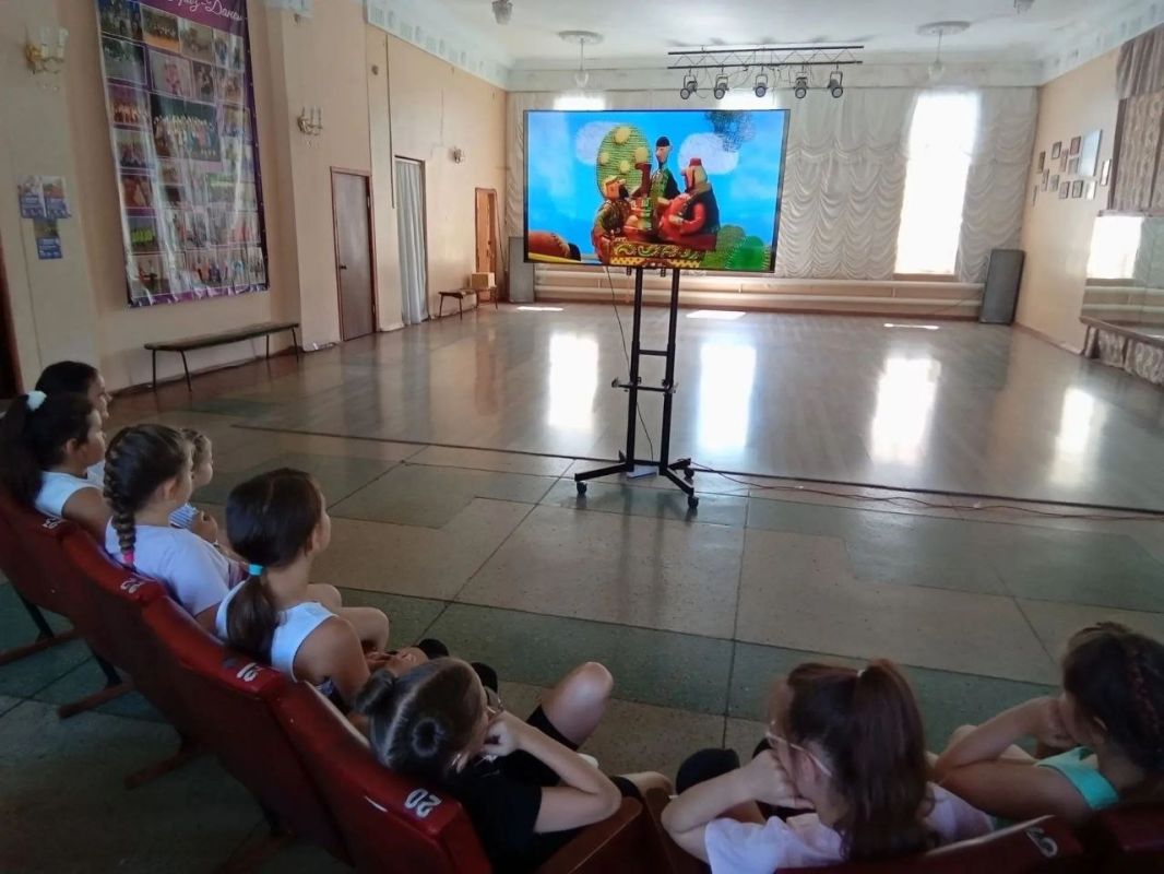 В учреждениях культуры Снежного прошли мероприятия для детей и молодежи В учреждениях культуры Снежного прошли мероприятия для детей и молодежи