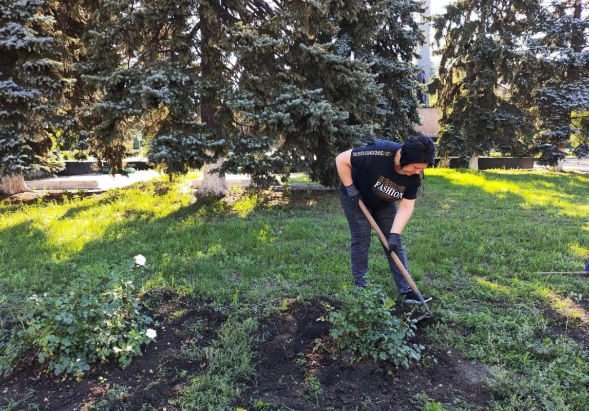 Маленькие добрые дела. И снова добрые дела Маленькие добрые дела. И снова добрые дела