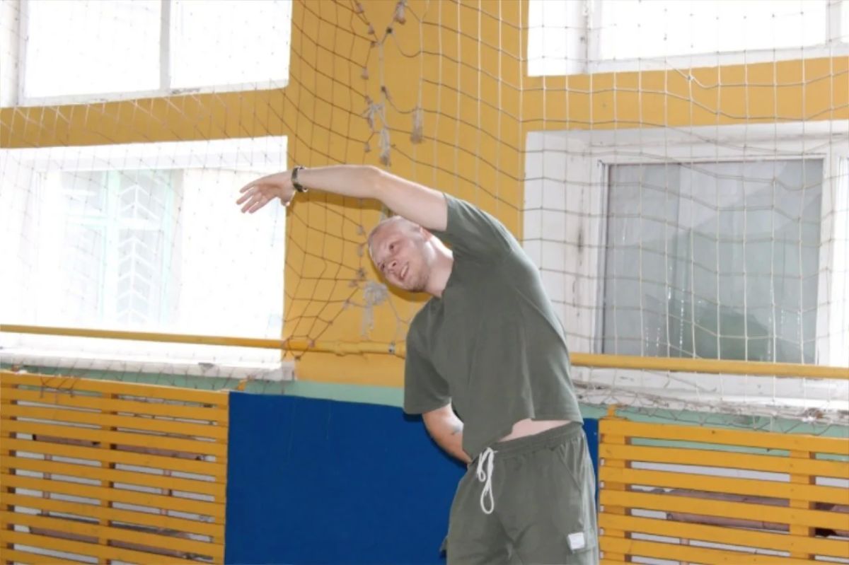Зарядка с Доброслужащим!. 12 августа в Горловке в рамках направления «Доброслужащий» состоялась акция «Зарядка с Доброслужащим» Зарядка с Доброслужащим!. 12 августа в Горловке в рамках направления «Доброслужащий» состоялась акция «Зарядка с Доброслужащим»