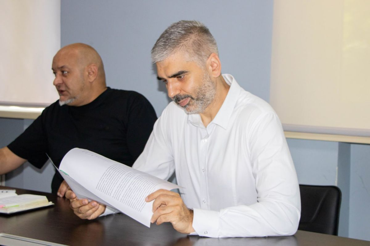 Алексей Дорофеев: Есть чемоданы, которые собирают на каникулы Алексей Дорофеев: Есть чемоданы, которые собирают на каникулы
