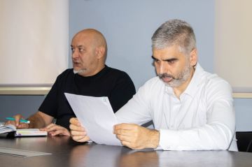 Алексей Дорофеев: Есть чемоданы, которые собирают на каникулы