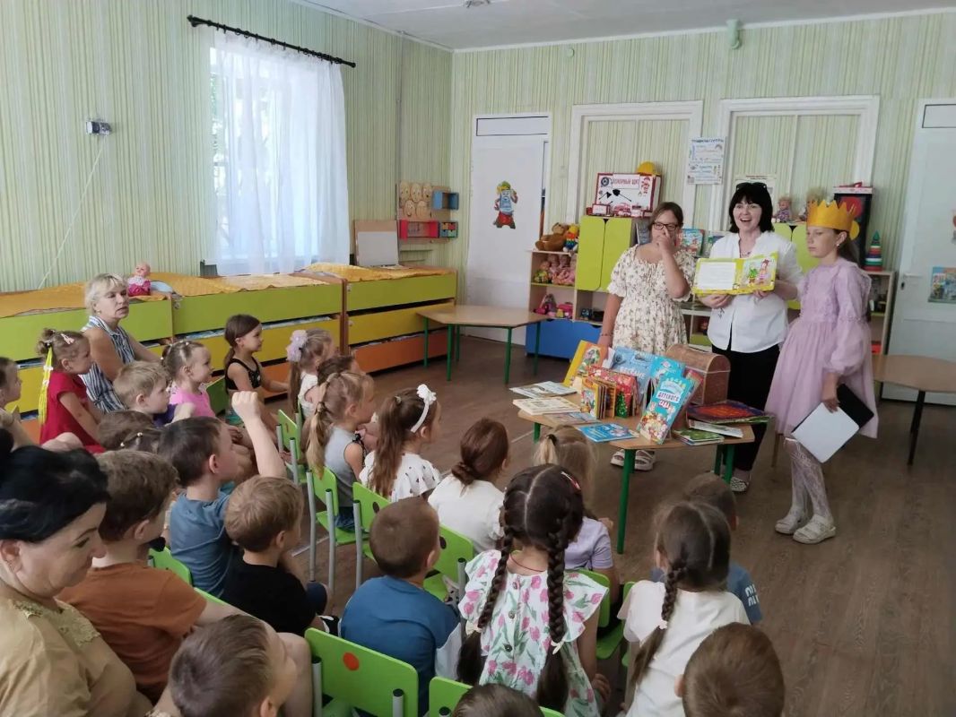 В библиотеках Докучаевска прошли мероприятия ко Всемирному Дню книголюбов В библиотеках Докучаевска прошли мероприятия ко Всемирному Дню книголюбов