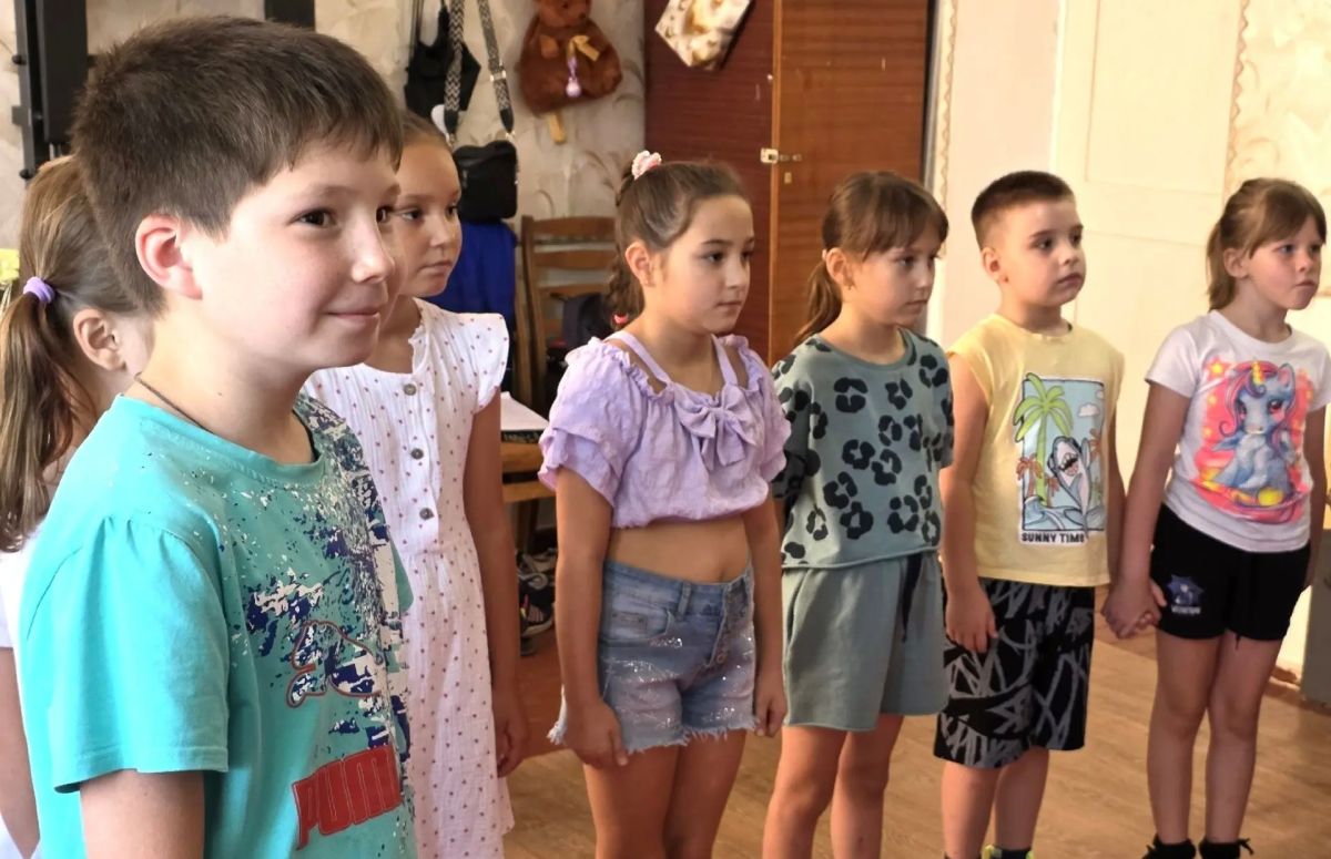 В Снежном состоялся открытый урок по кикбоксингу В Снежном состоялся открытый урок по кикбоксингу