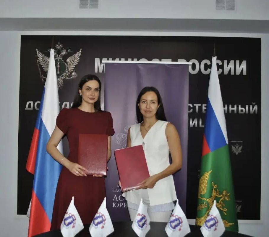 Уполномоченный по правам ребёнка в ДНР Таисия Чернявская и Региональное отделение Ассоциации юристов России в Донецкой Народной Республике заключили соглашение о сотрудничестве Уполномоченный по правам ребёнка в ДНР Таисия Чернявская и Региональное отделение Ассоциации юристов России в Донецкой Народной Республике заключили соглашение о сотрудничестве
