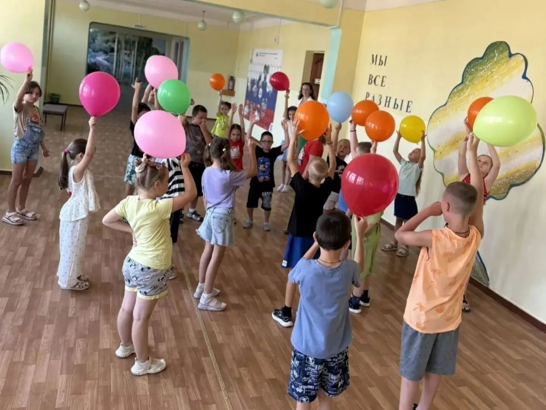 Пришкольный лагерь вдохновляет детей и подростков на новые свершения, творчество и саморазвитие Пришкольный лагерь вдохновляет детей и подростков на новые свершения, творчество и саморазвитие