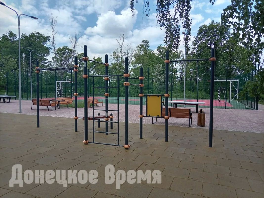 Для отдыха и для спорта: в Летнем парке Волновахи готовят к открытию пейнтбольную площадку Для отдыха и для спорта: в Летнем парке Волновахи готовят к открытию пейнтбольную площадку