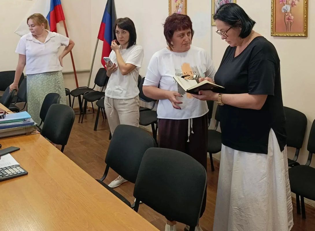 Наталья Бегуненко: По поручению Главы ДНР Дениса Пушилина в Петровском районе города Донецка продолжаются встречи с населением