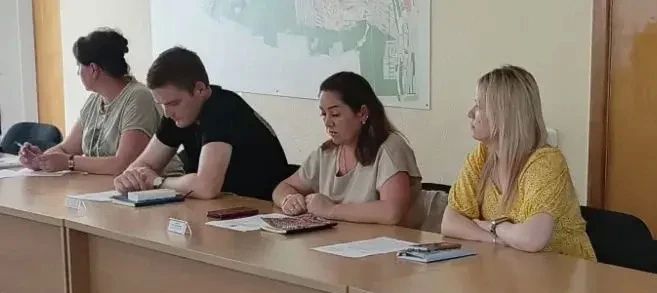 Наталья Бегуненко: В Управе Петровского внутригородского района Администрации городского округа Донецк прошло заседание Комиссии по делам несовершеннолетних и защите их прав Наталья Бегуненко: В Управе Петровского внутригородского района Администрации городского округа Донецк прошло заседание Комиссии по делам несовершеннолетних и защите их прав