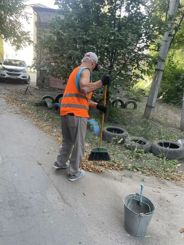Наталья Бегуненко: В Петровском районе коммунальные предприятия приняли активное участие в акции Чистый четверг Наталья Бегуненко: В Петровском районе коммунальные предприятия приняли активное участие в акции Чистый четверг