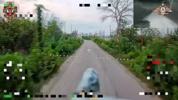 «Охотник» уничтожает технику ВСУ