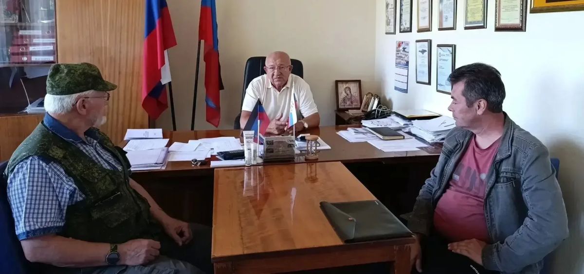Наталья Бегуненко: Первый заместитель руководителя Управы Петровского внутригородского района Администрации городского округа Донецк Юрий Иванович Плахутин провел еженедельный прием граждан