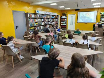 Для юных кировчан провели лекторий «Читаем, слушаем, творим»
