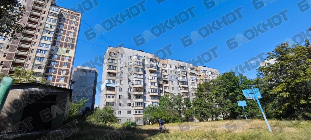 Донской-3 шестую подачу остаётся без воды — жители уже не верят в «низкое давление»
