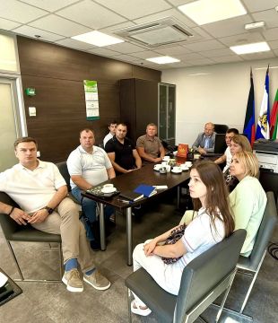 Сотрудники Минприроды ДНР провели рабочую встречу с представителями Сбера