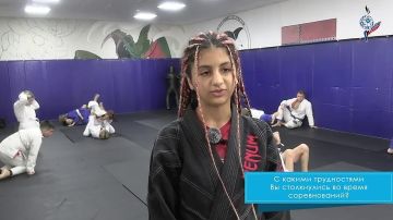 ��������� �������: ������ ���� �������� �� ���-���� � �������, �������� ���������� ������ �� ����� ����, ���������� ���� � ���������� ���� �� ����-������