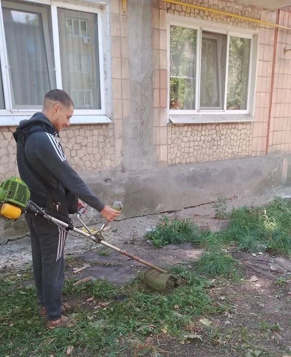 Специалисты Снежнянского филиала Единого регионального фонда по управлению многоквартирными домами продолжают плановую работу по обслуживанию жилого фонда городского округа Специалисты Снежнянского филиала Единого регионального фонда по управлению многоквартирными домами продолжают плановую работу по обслуживанию жилого фонда городского округа