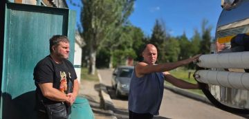 В рамках протокольного поручения Главы Республики Дениса Пушилина депутат Торезского городского совета Андрей Федченко проконтролировал подвоз воды в ГБУ ДНР "ЦГБ г. Тореза"