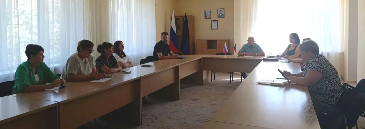 Наталья Бегуненко: В Управе Петровского внутригородского района Администрации городского округа Донецк состоялось заседание Межведомственной комиссии по содействию в решении вопросов ветеранов боевых действий и членов их... Наталья Бегуненко: В Управе Петровского внутригородского района Администрации городского округа Донецк состоялось заседание Межведомственной комиссии по содействию в решении вопросов ветеранов боевых действий и членов их...
