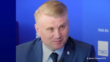 В ДНР зарезервировали топливо для завершения уборки урожая, сообщил ТАСС вице-премьер — министр сельского хозяйства, пищевой и перерабатывающей промышленности республики Артем Крамаренко
