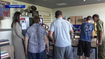 Визит детского омбудсмена в Мариуполь и летний досуг детей в Центре детского и юношеского творчества