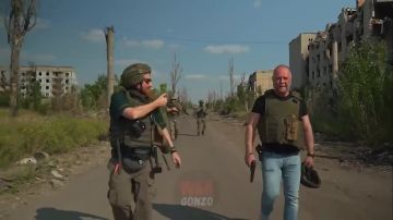 Депутат Госдумы Александр Бородай — с передовой