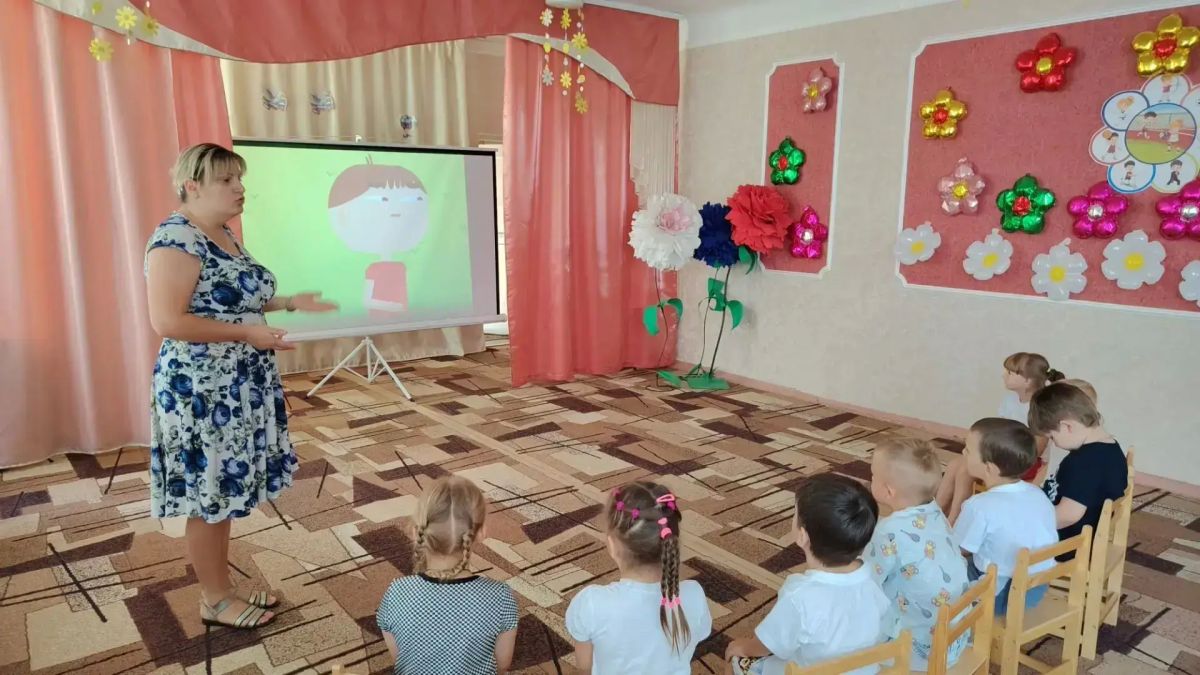Наталья Бегуненко: В рамках федерального партийного проекта «Зеленая экономика» в «Детском саду № 74» состоялся показ познавательных мультфильмов из цикла «Помощники Земли», посвященных важнейшим вопросам экологии и... Наталья Бегуненко: В рамках федерального партийного проекта «Зеленая экономика» в «Детском саду № 74» состоялся показ познавательных мультфильмов из цикла «Помощники Земли», посвященных важнейшим вопросам экологии и...