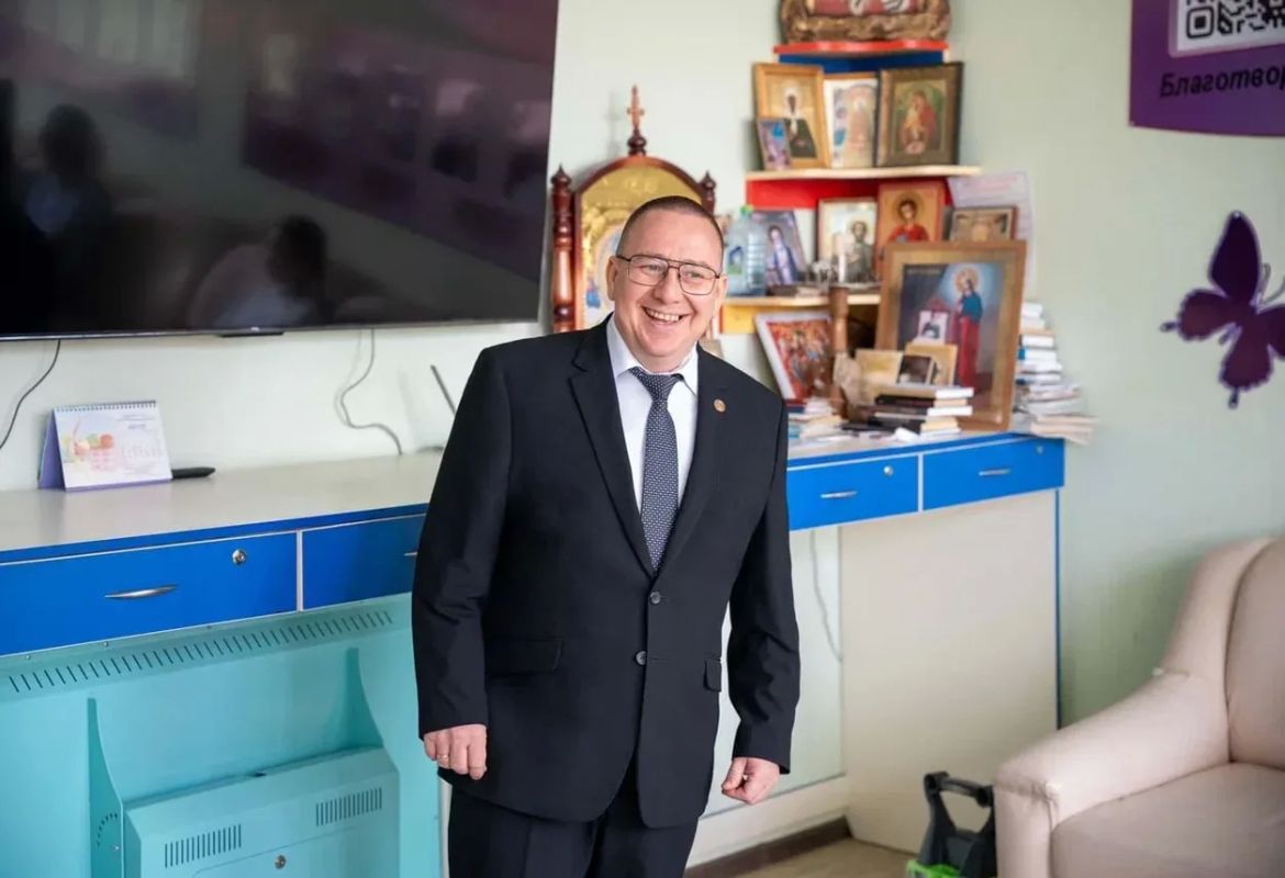 Андрей Крамар организовал для маленьких пациентов ИНВХ показ ИИ-сказки