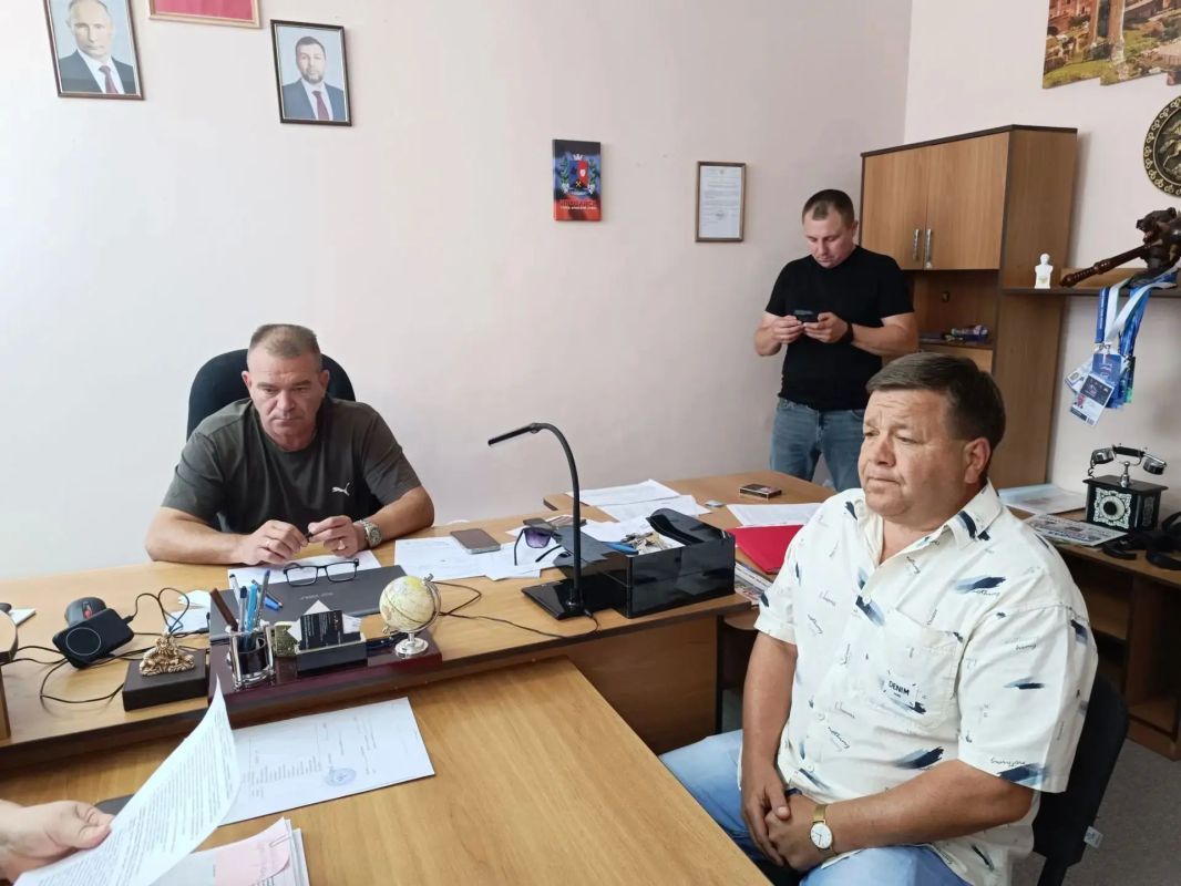 Денис Зубов: Круглый стол главы муниципального образования городской округ Иловайск Денис Зубов: Круглый стол главы муниципального образования городской округ Иловайск
