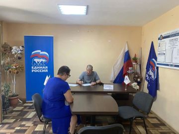 Николай Руппель: Во время очередного личного приема в общественной приемной поговорили с жителями о ремонте дорог и благоустройстве дворов в Ясиноватой