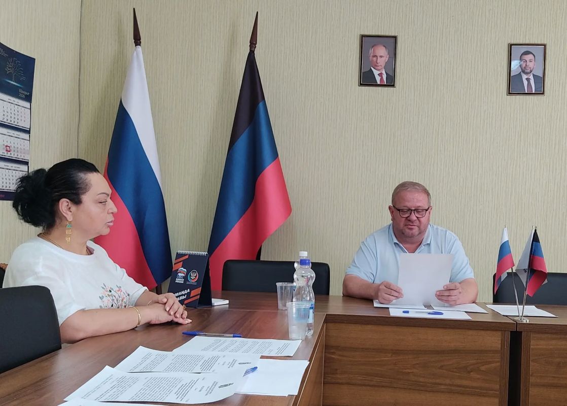 РАБОТА КОМИТЕТОВ. Михаил Рыбаков провел заседание постоянного комитета по вопросам местного самоуправления, регламента, кадров и депутатской этики РАБОТА КОМИТЕТОВ. Михаил Рыбаков провел заседание постоянного комитета по вопросам местного самоуправления, регламента, кадров и депутатской этики