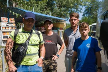 Добровольцы Донецкого РО ВСКС организовали трансфер и сопроводили ветеранов боевых действий — подопечных фонда «Защитники Отечества»