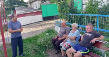 Сегодня 18 августа 2026 года встречу с жителями пгт.Луганское провел заведующий Луганского территориального сектора управления по работе с территориальными органами администрации городского округа Дебальцево Хайитбоев...