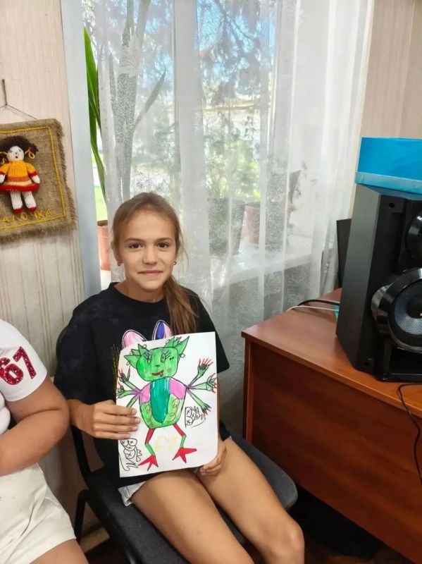 17 августа на досуговой площадке «Юннат» МБУДО "ХСЮН" прошло яркое познавательно-развлекательное мероприятие «Вперёд, романтики!», посвящённое туристическим навыкам, правилам безопасного поведения в лесу и бережному... 17 августа на досуговой площадке «Юннат» МБУДО "ХСЮН" прошло яркое познавательно-развлекательное мероприятие «Вперёд, романтики!», посвящённое туристическим навыкам, правилам безопасного поведения в лесу и бережному...