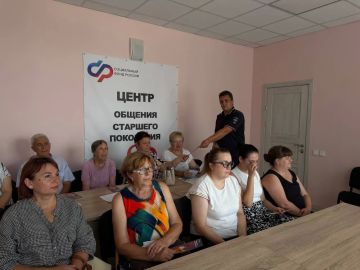 Стражи правопорядка ведут профилактическую работу в Волновахе
