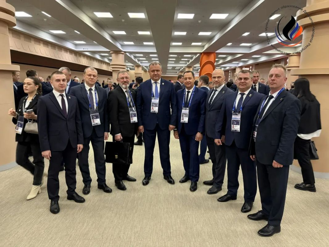 Народная программа Единой России превращается в реальные проекты и стратегию развития ДНР Народная программа Единой России превращается в реальные проекты и стратегию развития ДНР