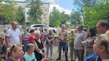 ДИРЕКТОР ДОНЕЦКОГО ФИЛИАЛА "ДОНБАССТЕПЛОЭНЕРГО" ПРИНЯЛ УЧАСТИЕ В СХОДЕ С ЖИТЕЛЯМИ ПРОЛЕТАРСКОГО РАЙОНА