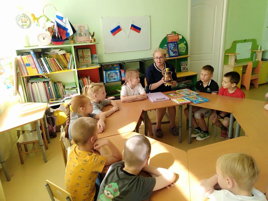 В детском саду № 4 «Светлячок» познавательно и творчески отметили день рождения самовара В детском саду № 4 «Светлячок» познавательно и творчески отметили день рождения самовара