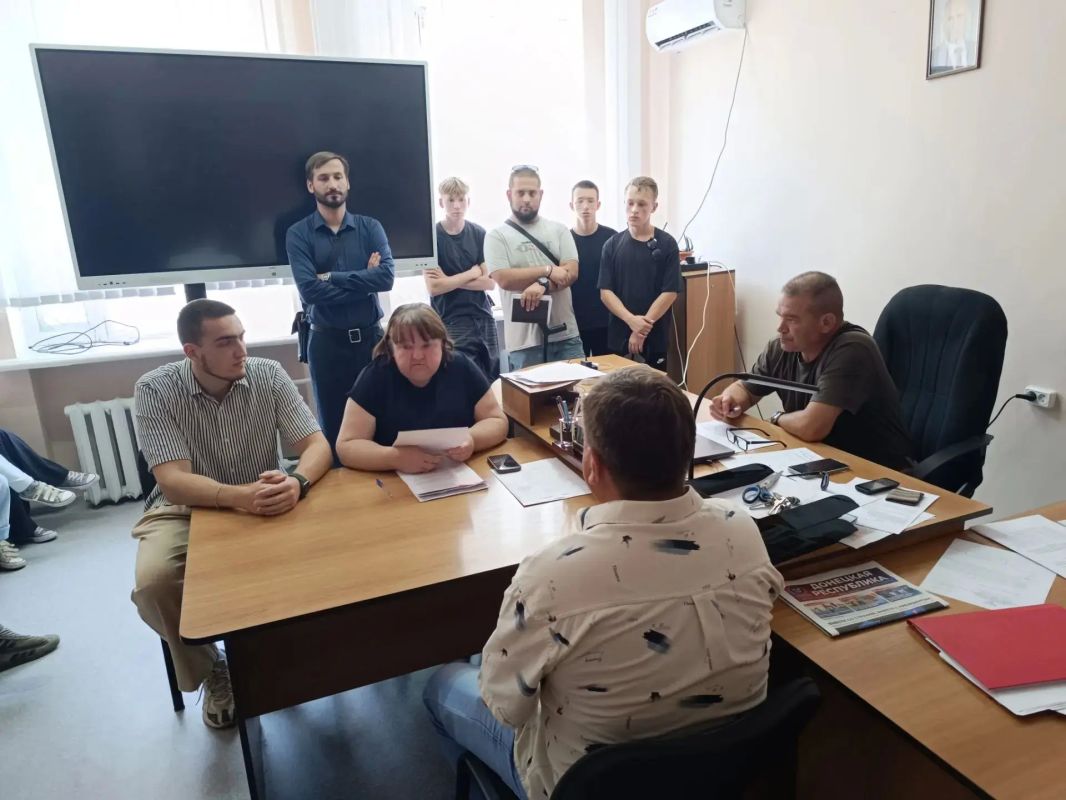Денис Зубов: Круглый стол главы муниципального образования городской округ Иловайск Денис Зубов: Круглый стол главы муниципального образования городской округ Иловайск