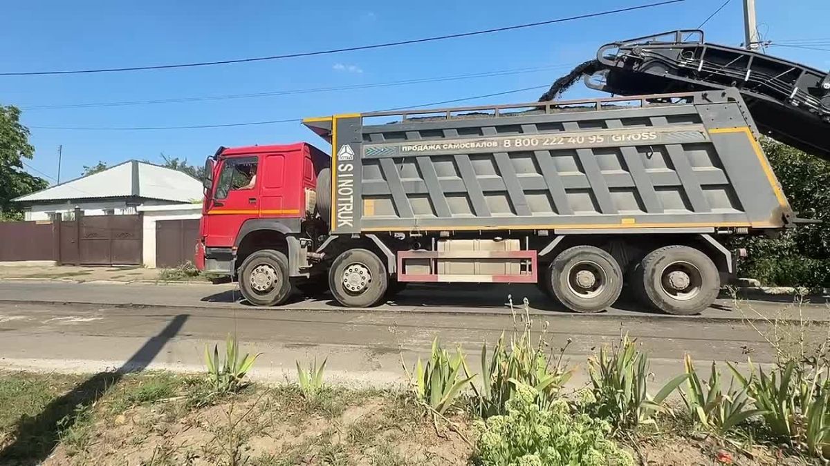 Продолжаем работать над дорогами города