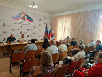 В Снежном обсудили подготовку к осенне-зимнему периоду
