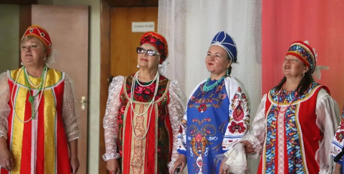 «Дружно величаем — три Спаса отмечаем» «Дружно величаем — три Спаса отмечаем»