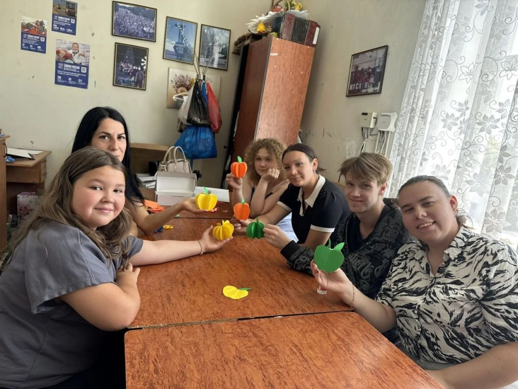 В Кировском празднуют Яблочный Спас В Кировском празднуют Яблочный Спас