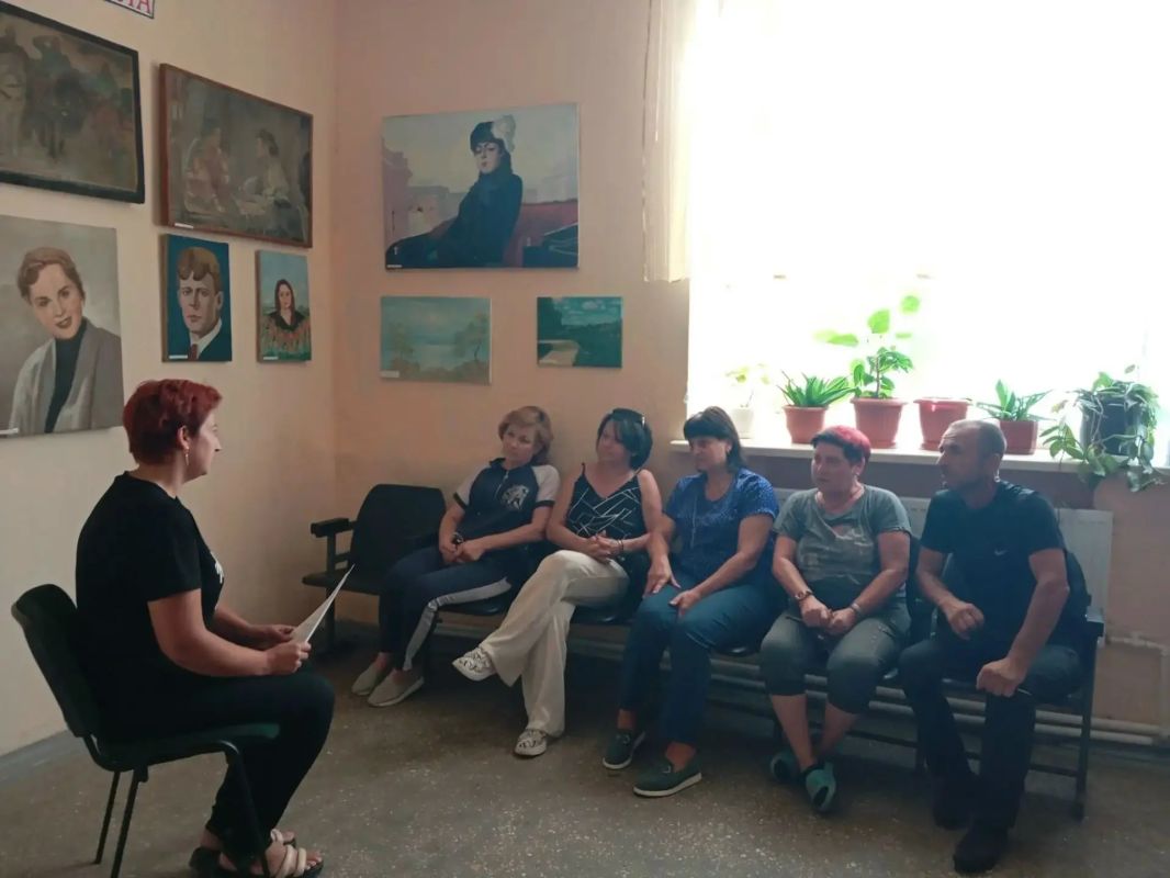 Встреча с трудовым коллективом: актуальные вопросы развития и безопасности Стыльского сектора